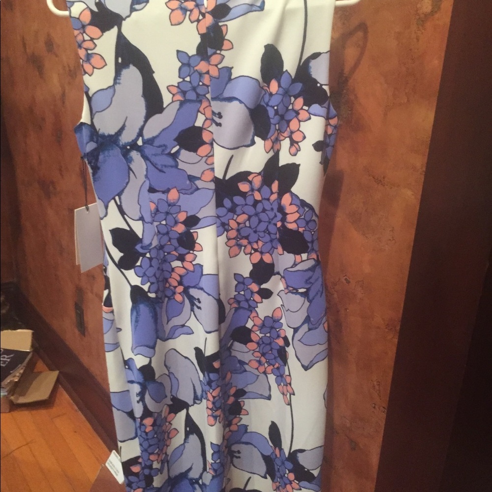 Floral Ivanka Trump Dress - Picture 7 of 8